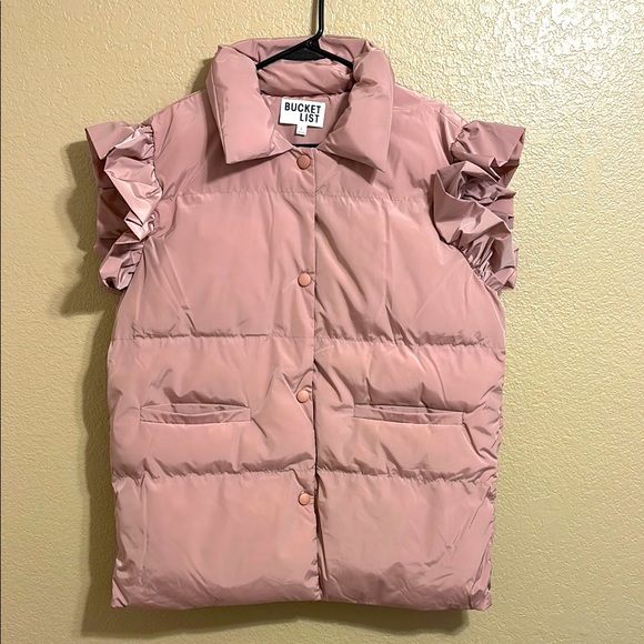 Bucket List Puffer Vest with Ruffle Sleeves Blush Sz L - Picture 1 of 7